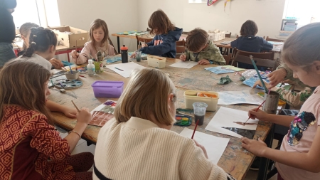 Warsztaty plastyczne dla dzieci w Domu Sąsiedzkim